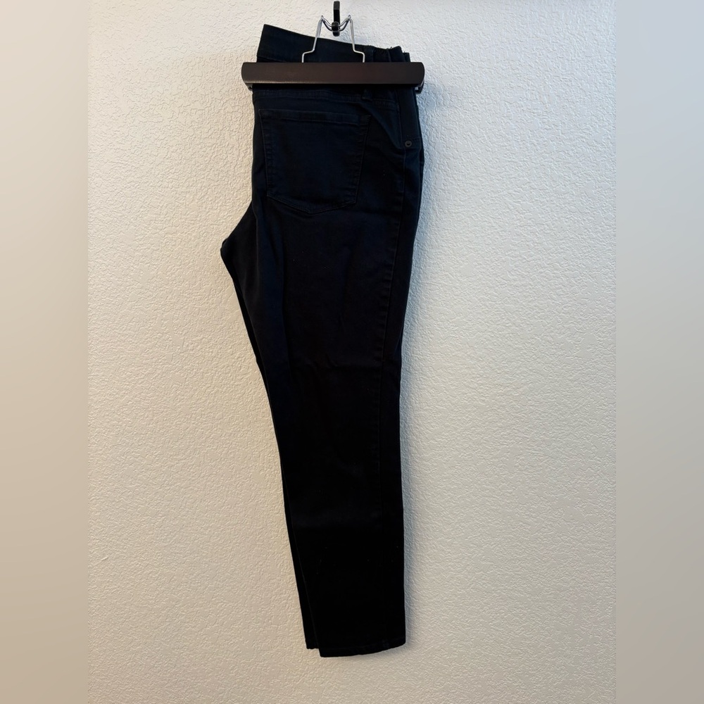 Black maternity skinny jeans, size 10. Basically brand new